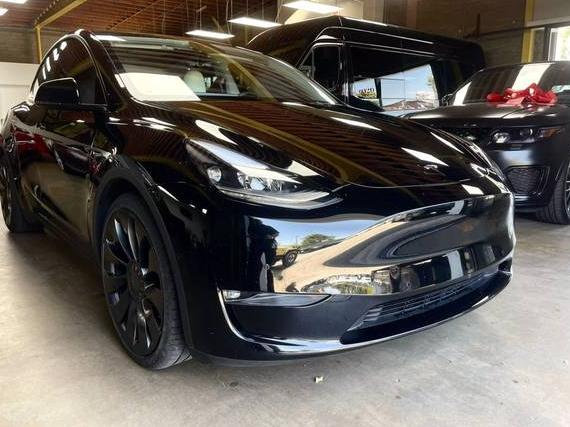 TESLA MODEL Y 2022 7SAYGDEF4NF507935 image